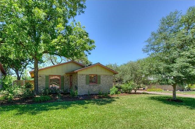 Allandale beauty with 3BRs, 2BAs, two living areas, beautiful back yard with mature trees.