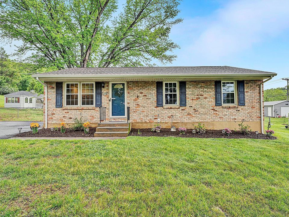 1st image of 52 Hillview Dr