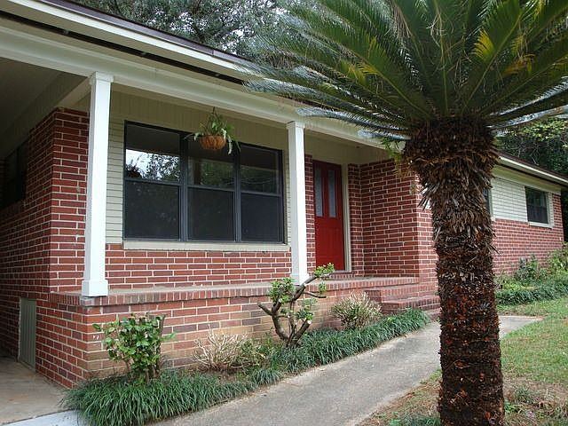 2nd image of 838 Watt Dr