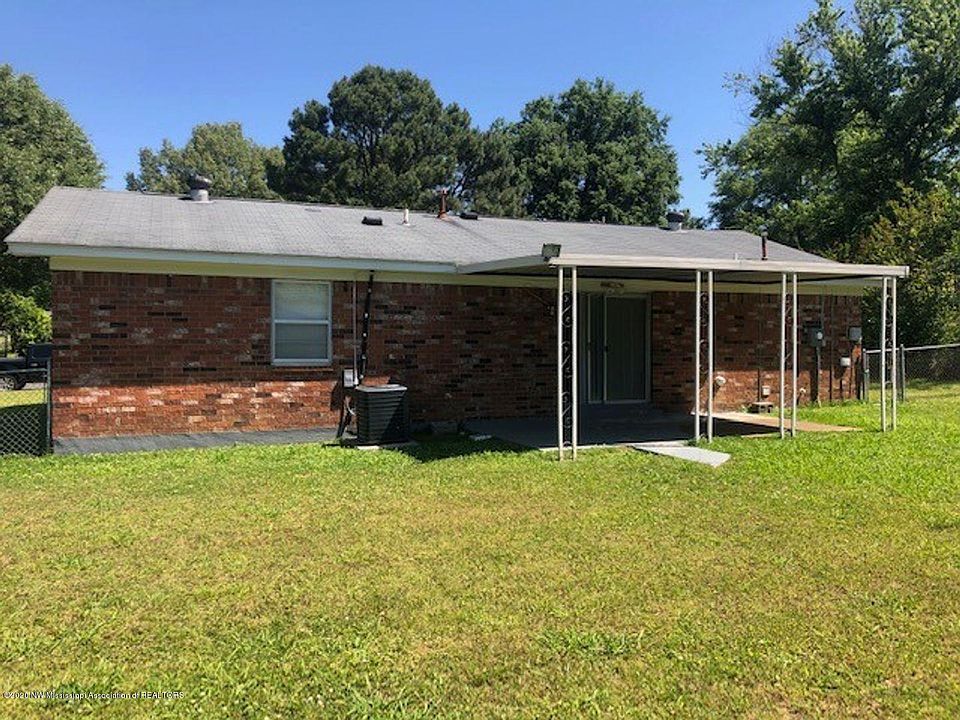 2nd image of 5225 Gray Dr