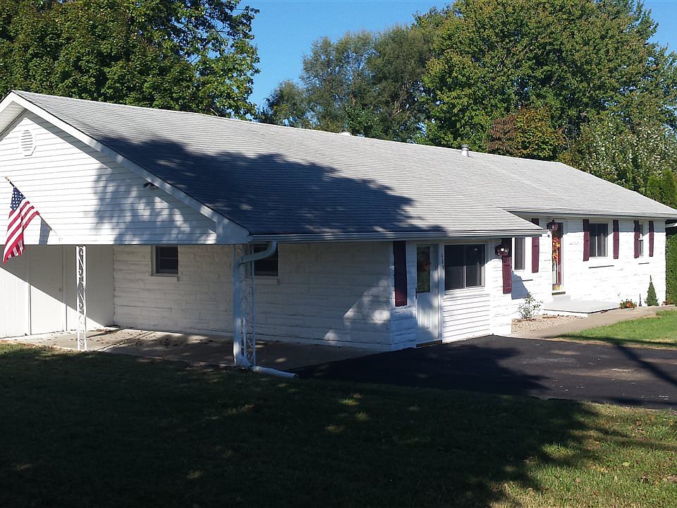 2nd image of 689 S Woodland Dr