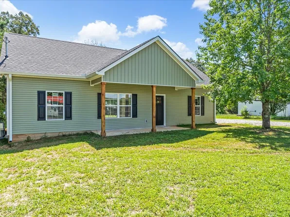 735 A St, Hillsboro, TN 37342