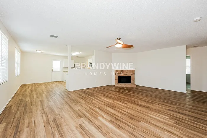 3832 Irish Setter Dr — Photo 3