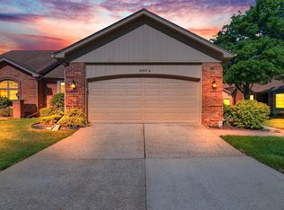 40923 E Rosewood Dr, Clinton Township, MI 48038