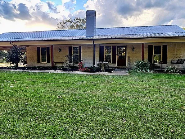 215 Private Road 301, Center, TX 75935