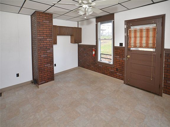 3rd image of 203-205 Sprung Ln