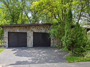 9011 Kildare Ave, Skokie, IL 60076