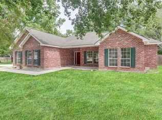 30167 East St, Lacombe, LA 70445