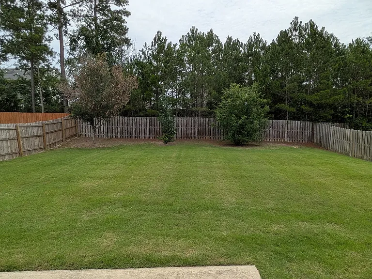 2645 Waites Dr — Photo 3