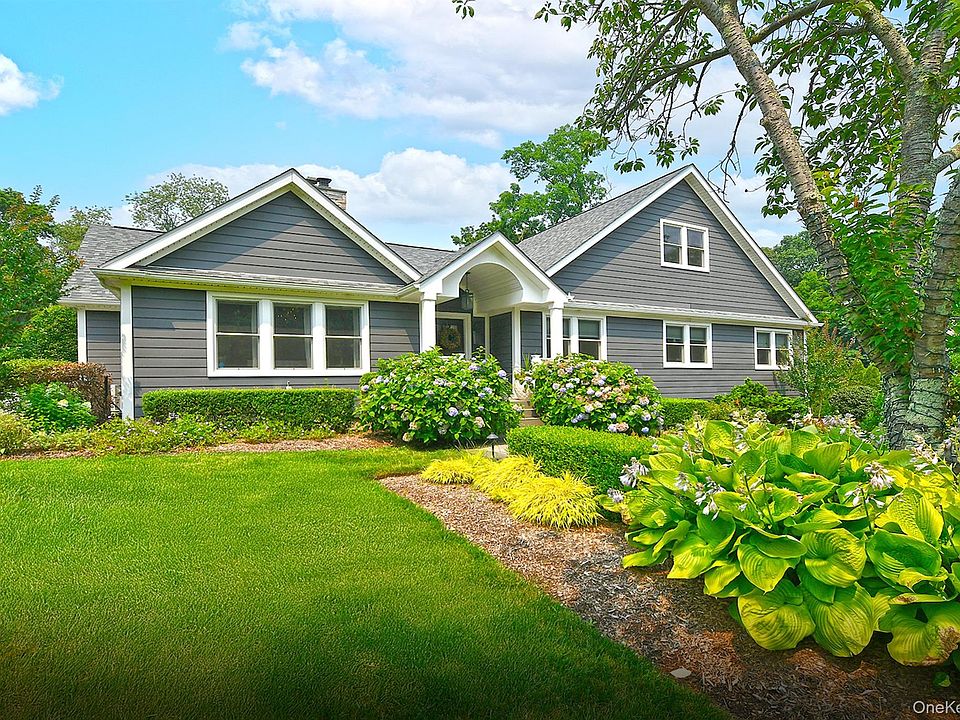 1st image of 31 Huntington Bay Road