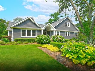 31 Huntington Bay Rd, Huntington, NY 11743
