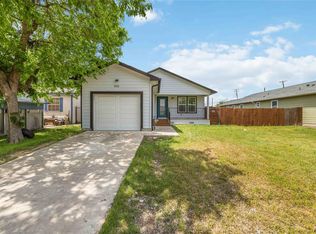 400 Booth St, Taylor, TX 76574