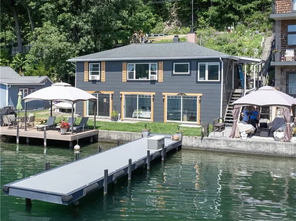 9026 W Lake Rd, Hammondsport, NY 14840