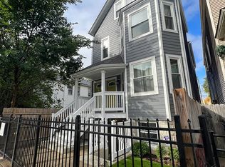 3054 N Spaulding Ave #2, Chicago, IL 60618