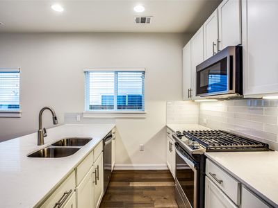 6800 Menchaca Rd #17, Austin, TX, 78745