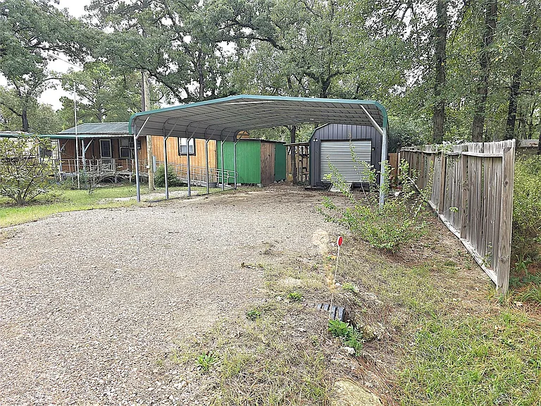 127 Navaho Trl — Photo 9