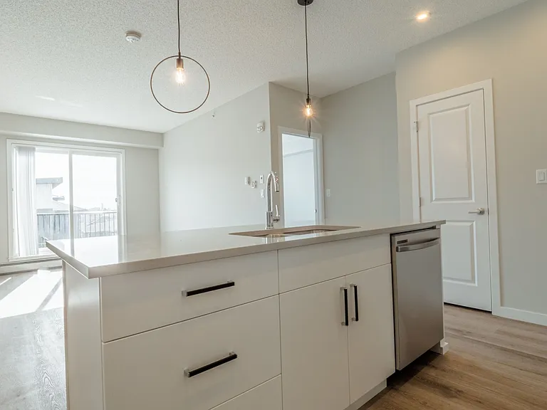 5530 Schonsee Dr NW — Photo 50