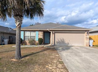 1950 Catline Cir, Navarre, FL 32566