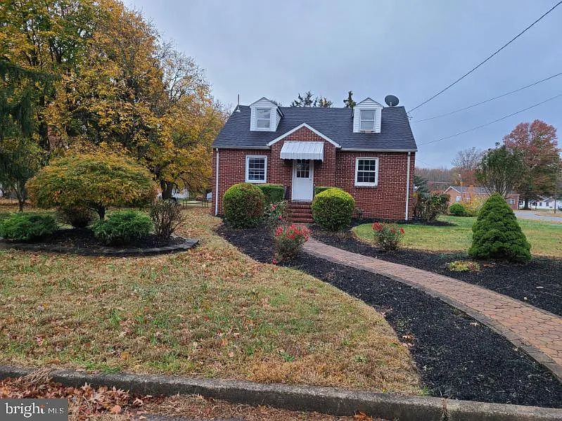 9 Sunset Ave photo 1