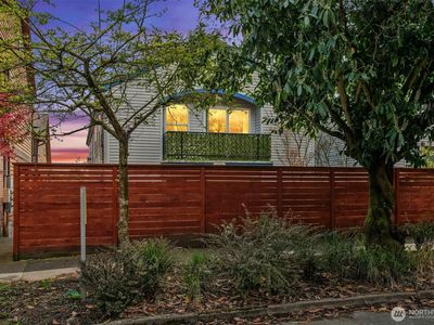 112 25th Avenue E #302, Seattle, WA, 98112