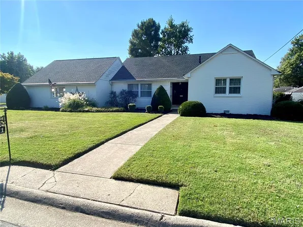 201 S Clayton St, Charleston, MO 63834