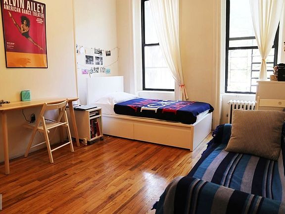3rd image of 66 W 106th St APT 2A