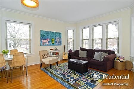 4th image of 2150 W Ainslie St #B-3
