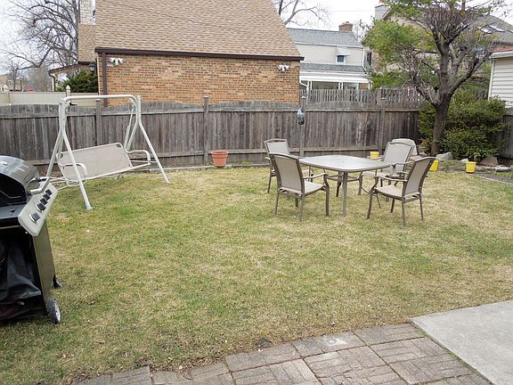 3rd image of 1800 N 73rd Ave