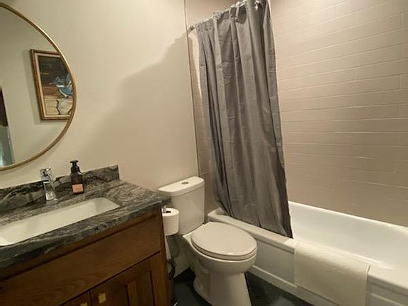 5th image of 417 SE 10th St