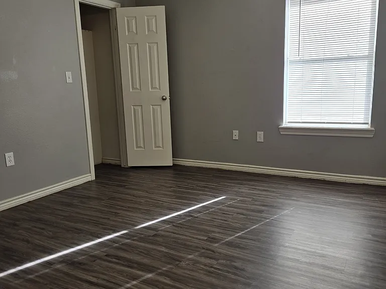 5418 Kemper St #A — Photo 13