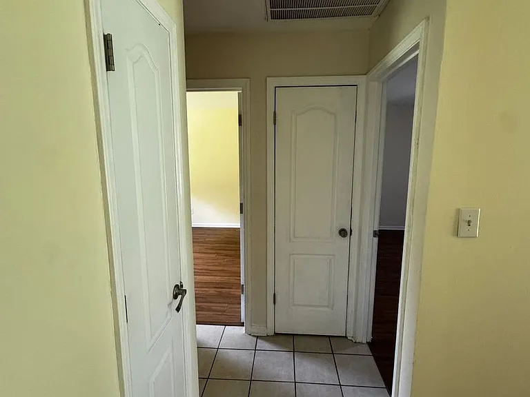 2115 Cameo Dr #1 — Photo 8