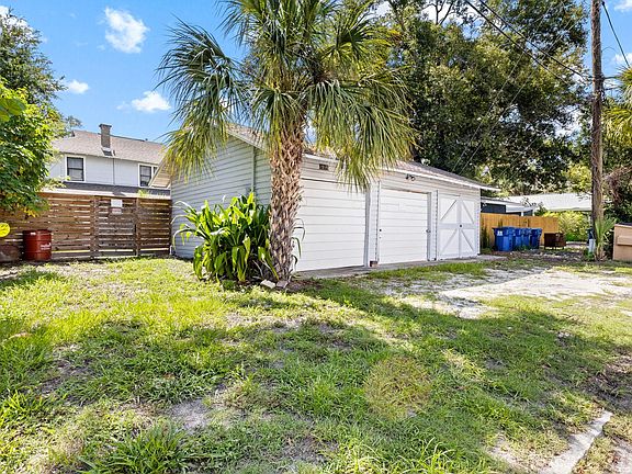 5th image of 1013 5th St N #2