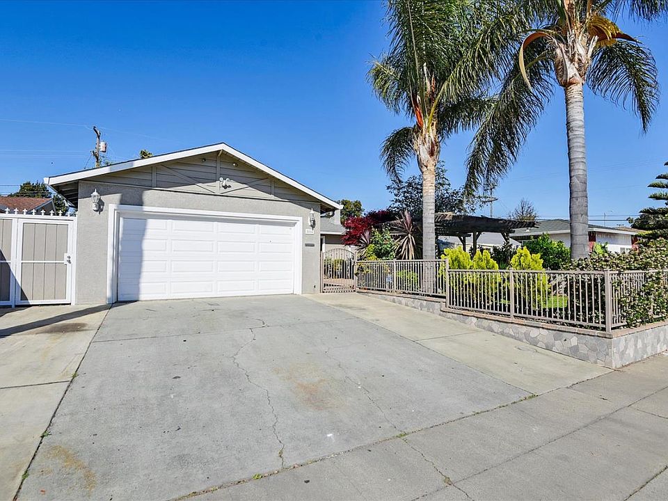 1st image of 2086 Palm Beach Way