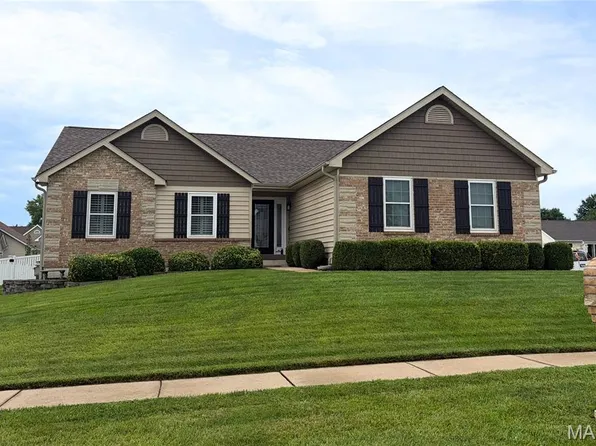 41 Old Yorktown Ct, Wentzville, MO 63385