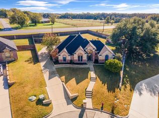 113 Kari Linda Ct, Weatherford, TX 76085