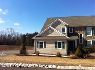 109 Birchwood Ln, Jefferson Twp, PA 18436