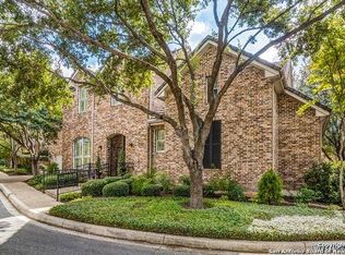 4 Halifax Ct, San Antonio, TX 78209