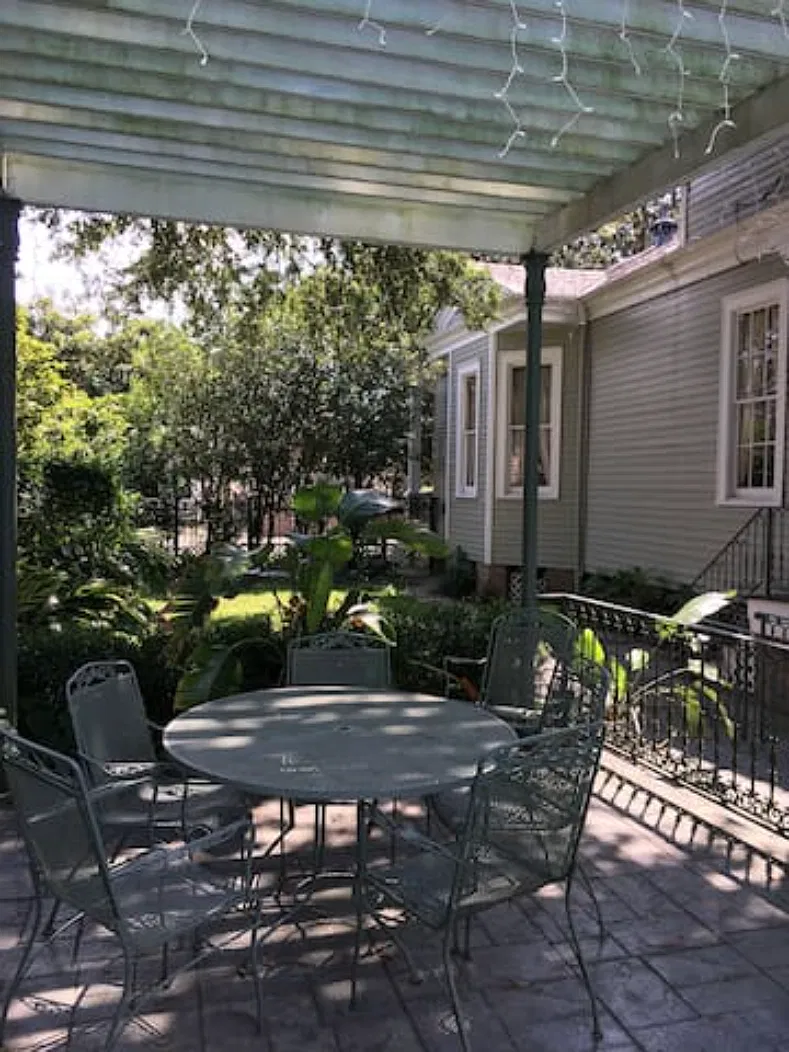 2343 Constance St — Photo 3