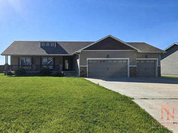 306 Vail St, Dodge City, KS 67801