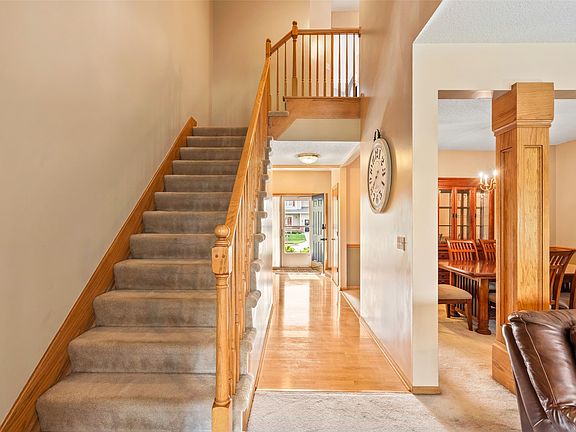 4th image of 985 SE Indigo Ln