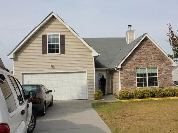 6086 Lamp Post Pl, College Park, GA 30349