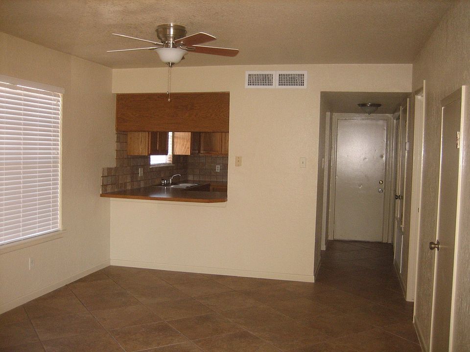 2nd image of 115 Rhonda St APT C