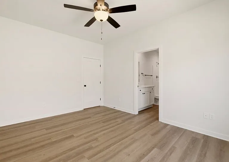 3402 E Thunder St — Photo 10
