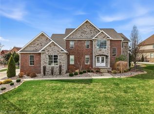 7171 Paddington Rowe, Canfield, OH