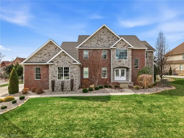 7171 Paddington Rowe, Canfield, OH 44406