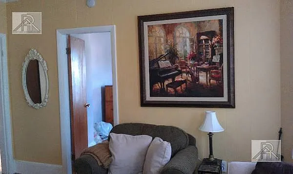 437 Washington St #2 — Photo 5