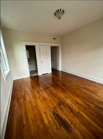 1st image of 1108 W Grace St APT 9