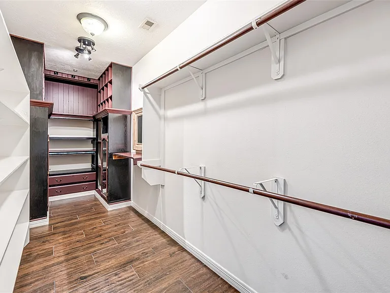 8127 Edenwood Dr — Photo 28