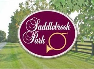 2172 W Saddlebrook Ln, Mequon, WI 53092
