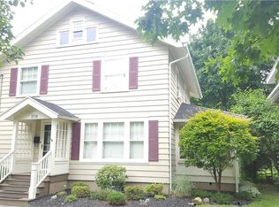 208 Park St, Canandaigua, NY 14424